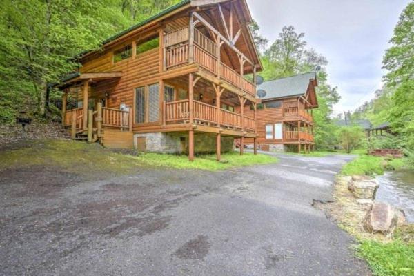 Smokey Max Cabin Пиджен-Фордж Экстерьер фото